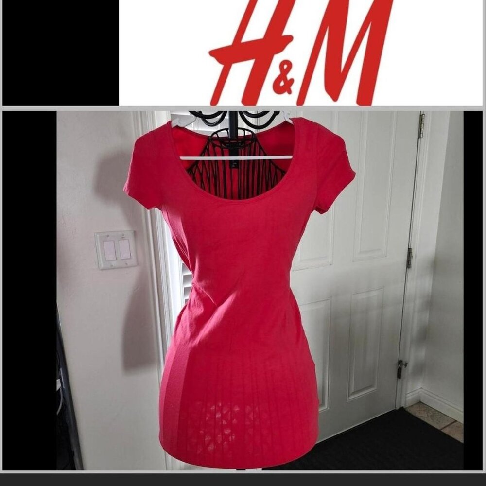 NWOT H&M hot pink bodycon mini dress. Size small